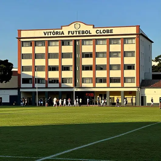VITÓRIA FUTEBOL CLUBE: O Coração do Futebol Capixaba